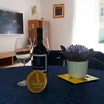 Garden Vanya سبليت