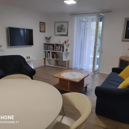 Garden Vanya * Split