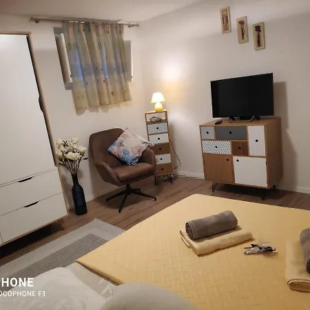 Garden Vanya Apartment