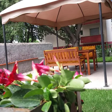 Διαμέρισμα Garden Vanya